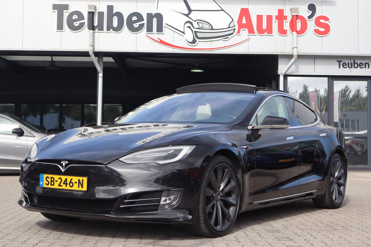 Tesla Model S - 100D | SOH 81,6% | Elektrisch glazen dak | 21" Turbine wielen | Premium-Interior Upgrade - AutoWereld.nl