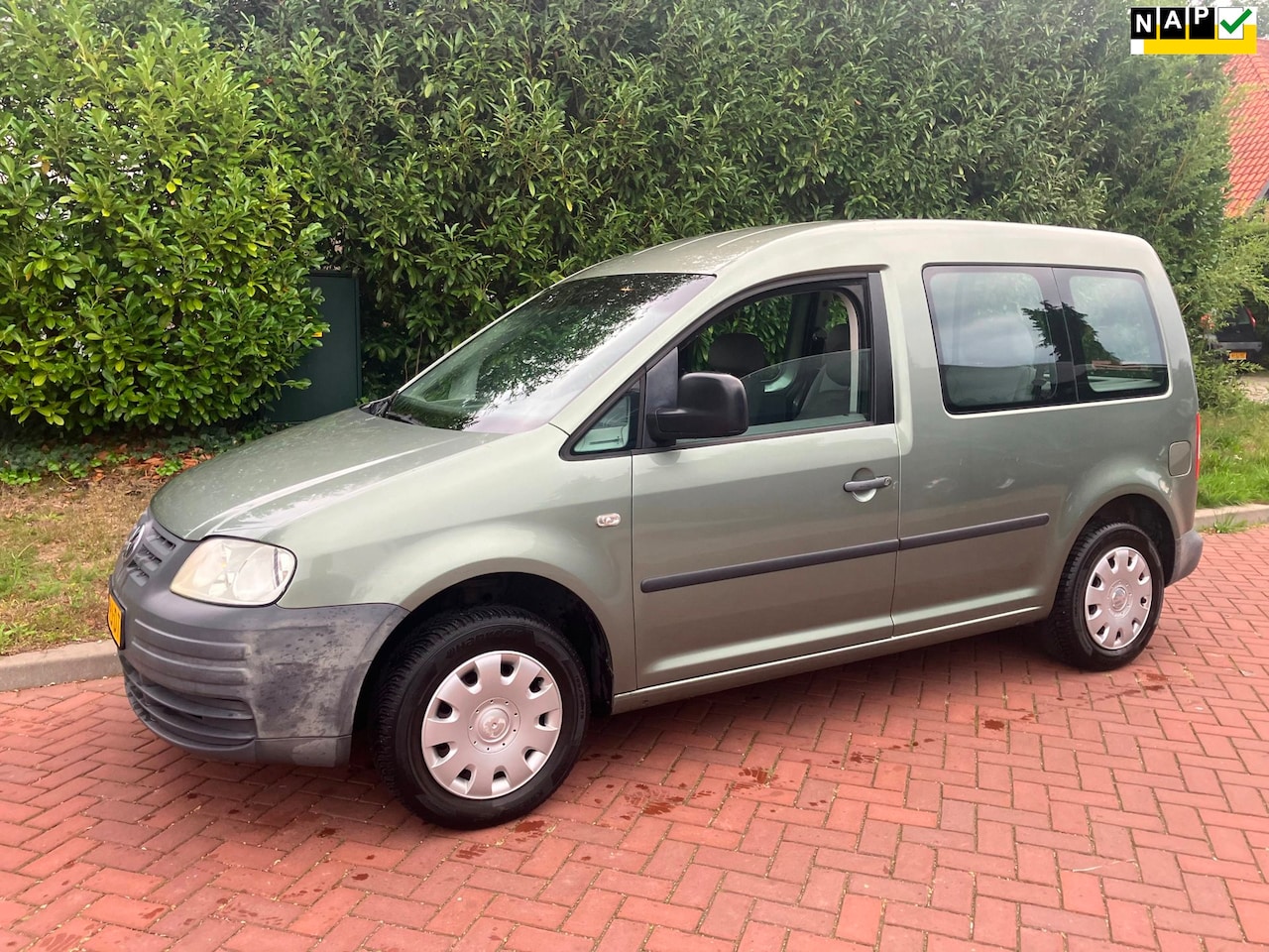 Volkswagen Caddy - 1.4 Trendline 7p. rolstoelauto nette staat nieuwe apk rijd goed - AutoWereld.nl