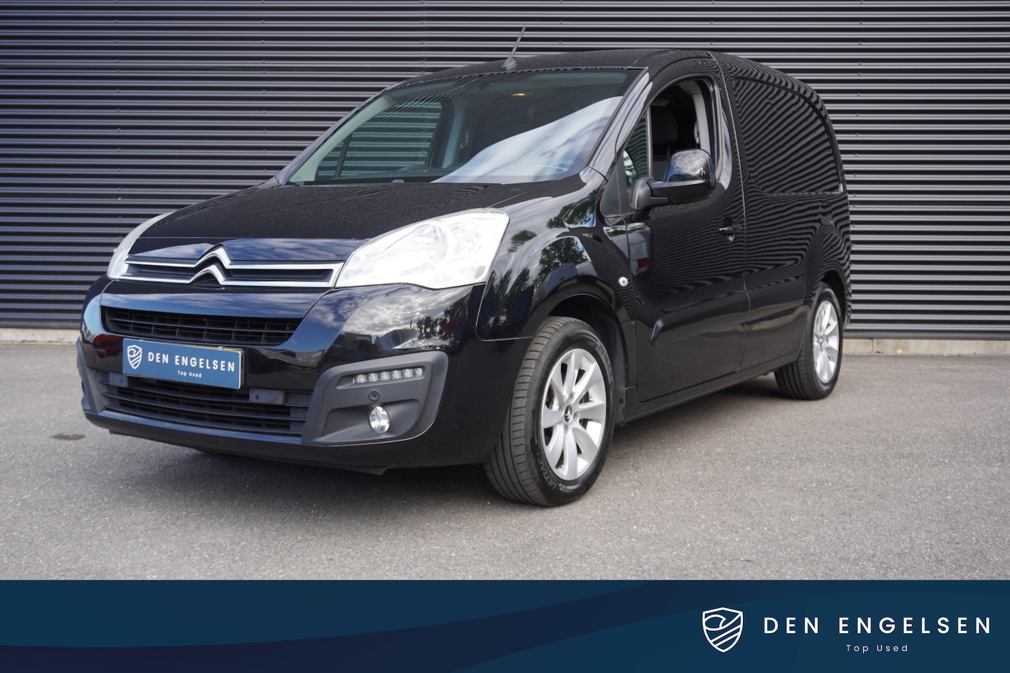 Citroën Berlingo - 100pk Euro6 Automaat Trekhaak Camera Cruise control Climate control Airco - AutoWereld.nl