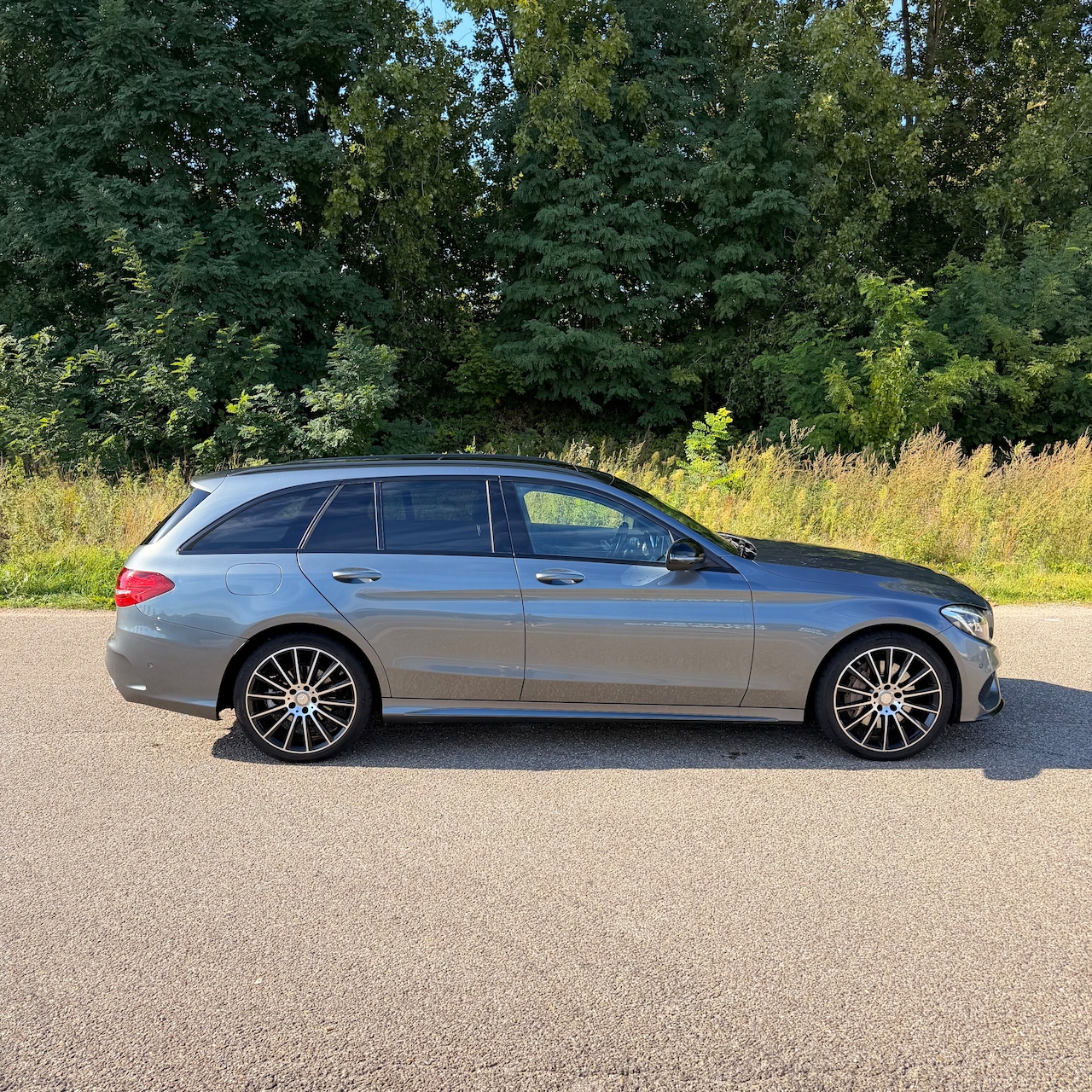 Mercedes-Benz C-klasse Estate - 250 Prestige AMG PANO HUD BURMEISTER AFNEEMBARE TREKHAAK - AutoWereld.nl