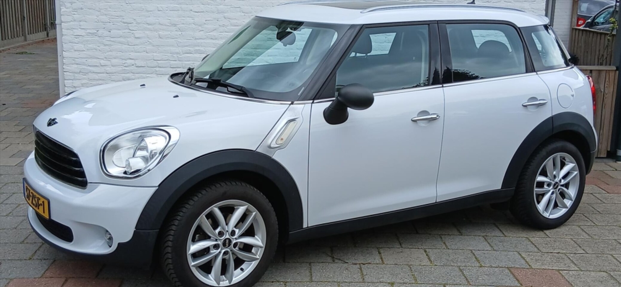 MINI Countryman - 1.6 98pk One 5drs top conditie - AutoWereld.nl