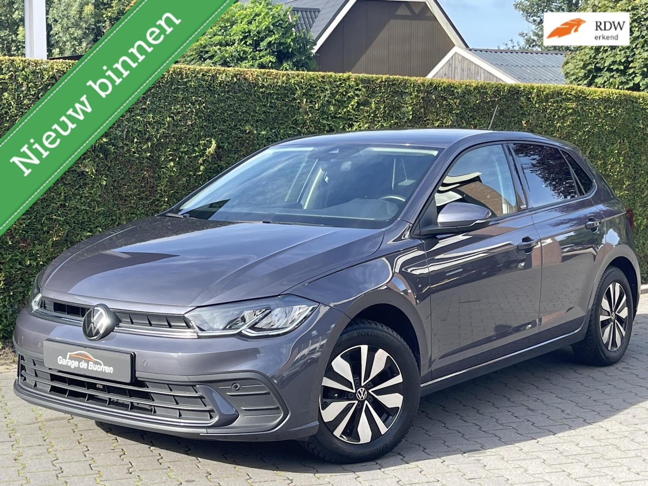 Volkswagen Polo - 1.0 TSI Polo Move | STOELVERWARMING | NAVIGATIE | PARKEERSENSOREN VOOR + ACHTER - AutoWereld.nl