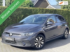 Volkswagen Polo - 1.0 TSI Polo Move | STOELVERWARMING | NAVIGATIE | PARKEERSENSOREN VOOR + ACHTER