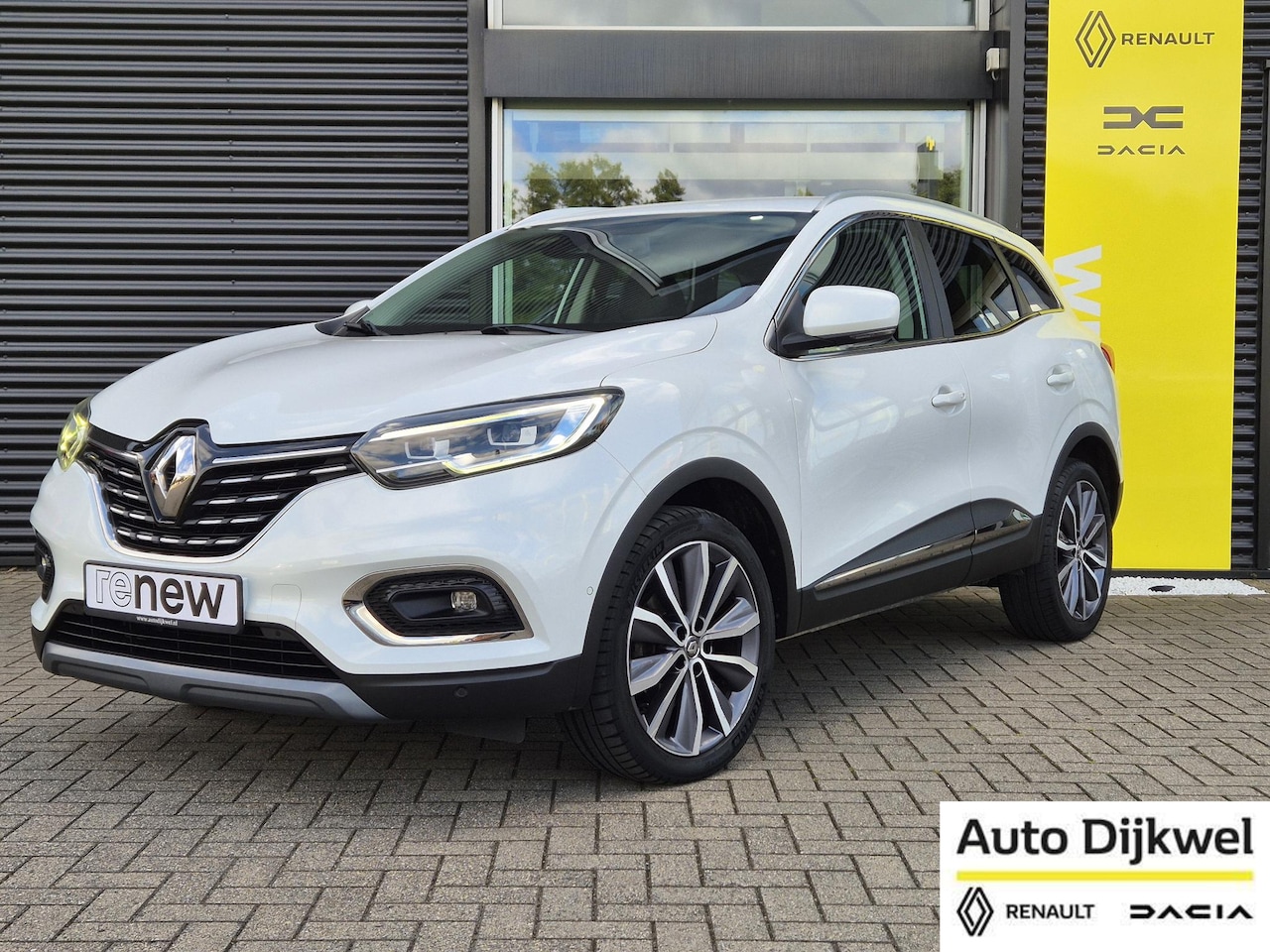 Renault Kadjar - 1.3 TCe 140 EDC AUTOMAAT Intens Leder interieur, Camera, Navigatie, Trekhaak, Easy Life Pa - AutoWereld.nl