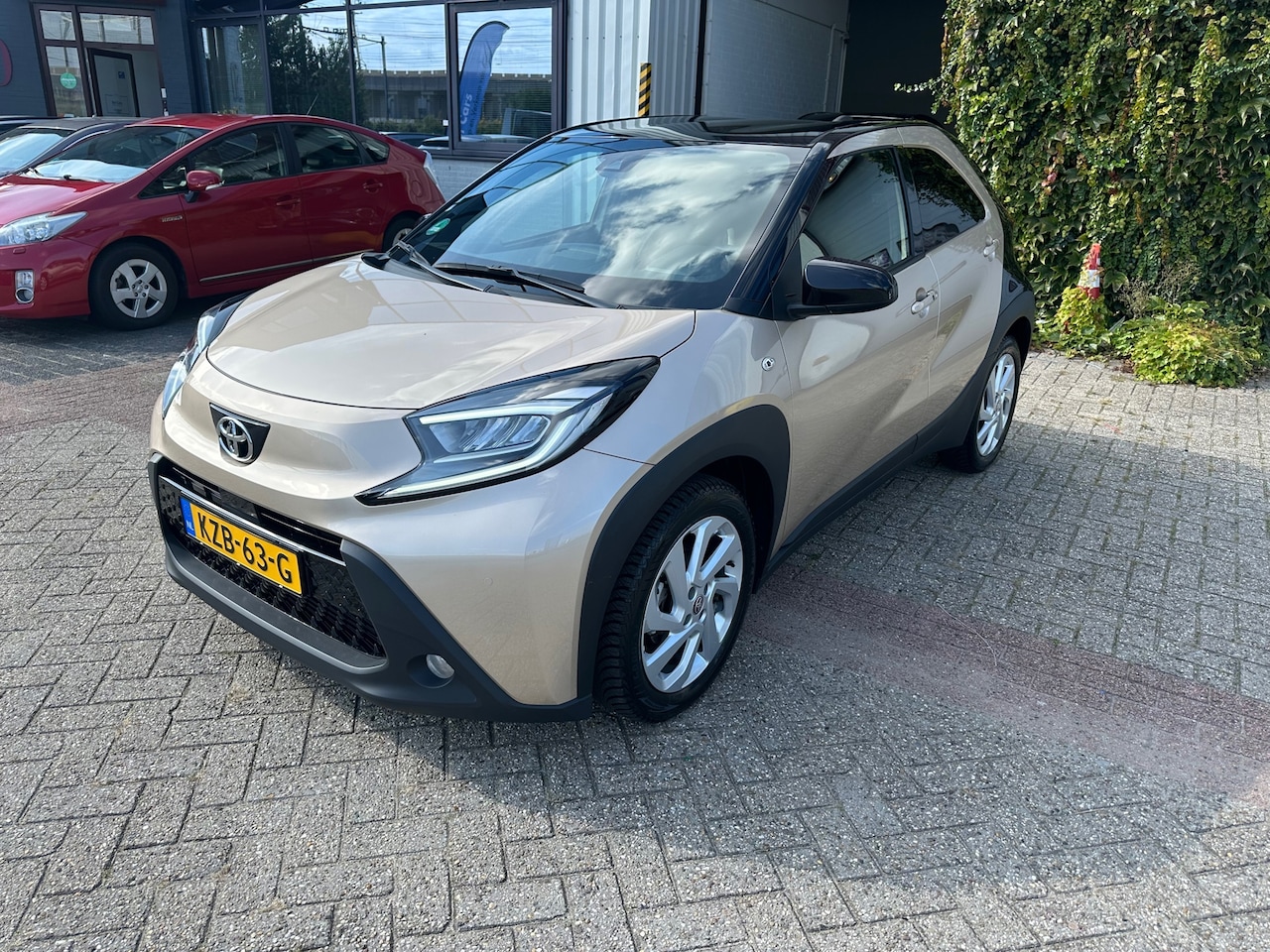 Toyota Aygo X - 1.0 VVT-i S-CVT envy 1.0 VVT-i S-CVT Envy - AutoWereld.nl