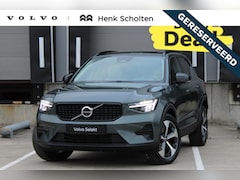 Volvo XC40 - B4 Plus Dark | DEMO DEAL | Panoramadak | Elektrisch Verstelbare Voorstoelen | Getint Glas