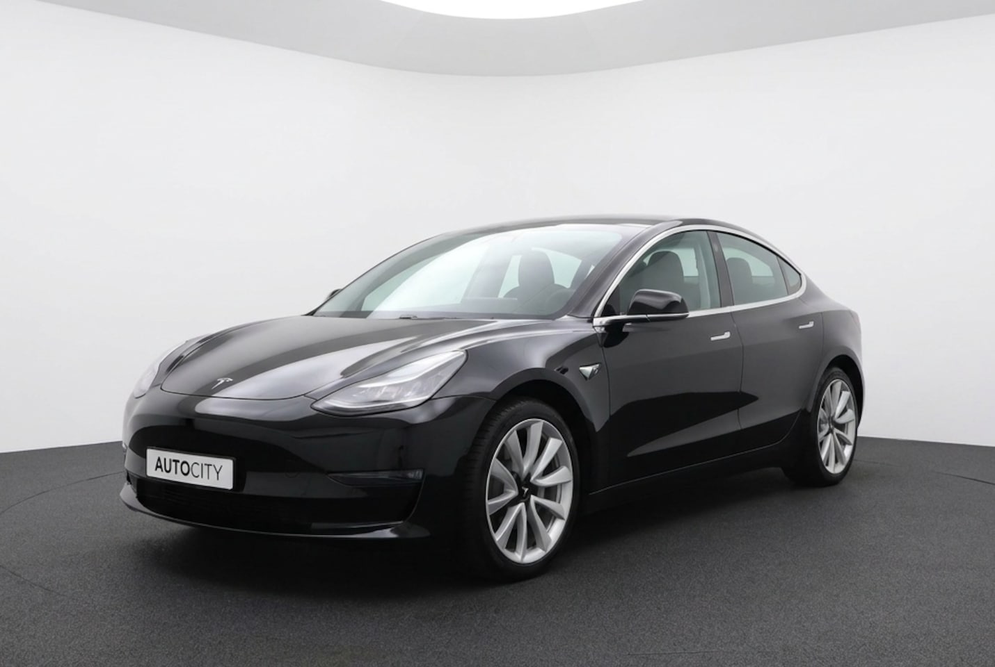 Tesla Model 3 - Long Range AWD 75kWh Pano | Autopilot | Camera | Stoelverwarming - AutoWereld.nl