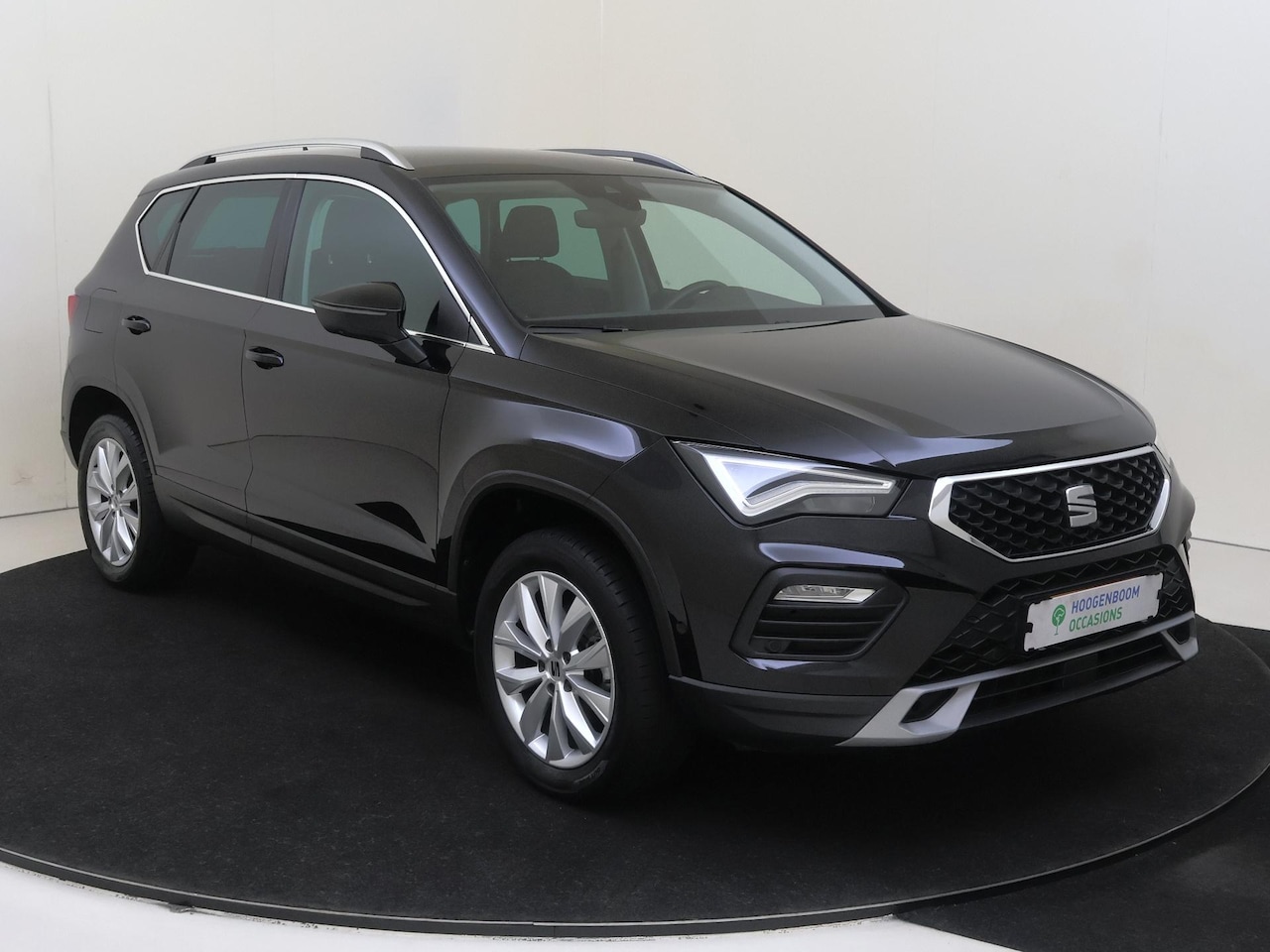 SEAT Ateca - 1.5 TSI Style Business Intense | Trekhaak | Parkeerassistent | Adaptieve cruise control | - AutoWereld.nl