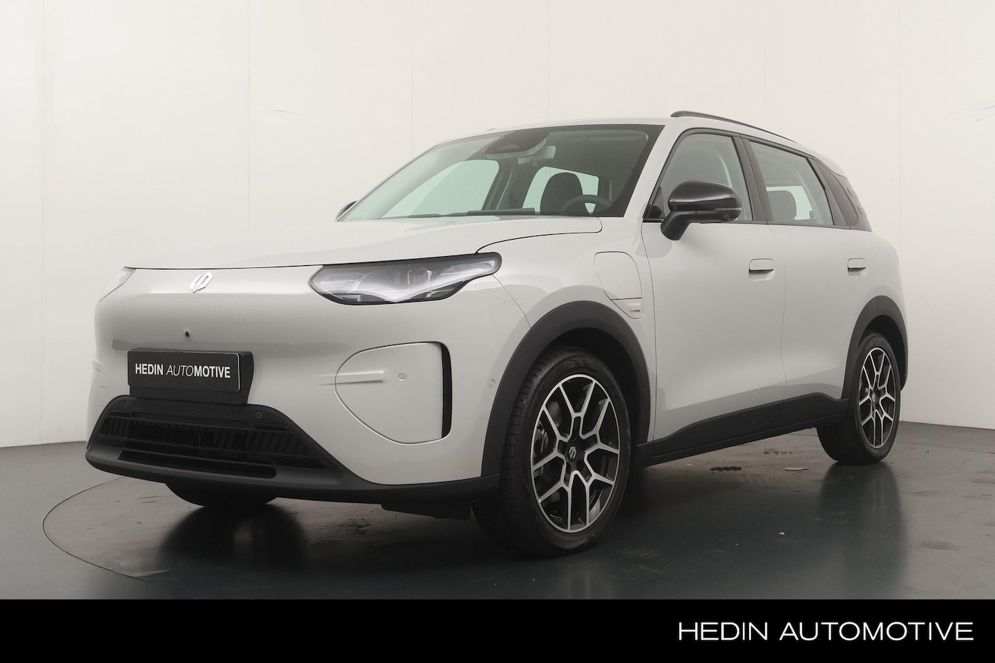 Leapmotor B03X - ProMax Design 53 kWh Climate Control | Adaptieve Cruisecontrol | Keyless Entry | 18" Licht - AutoWereld.nl