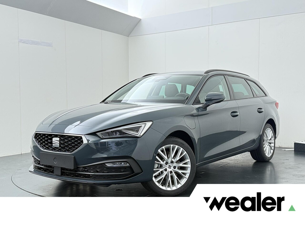 SEAT Leon Sportstourer - Style Business Intense 1.5 TSI eHybrid 150 kW / 20 - AutoWereld.nl