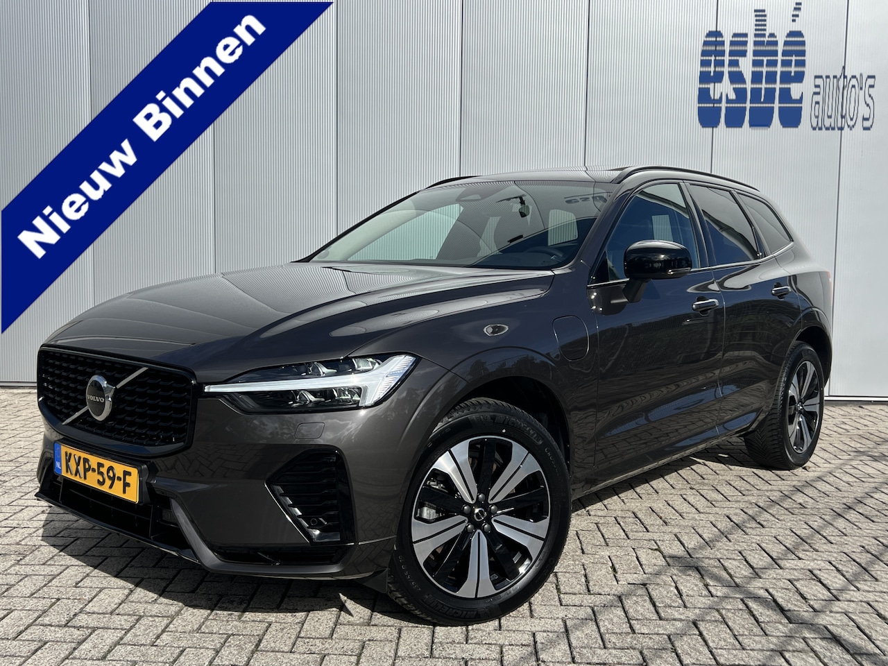 Volvo XC60 - 2.0 T8 455 PK AWD Plus Dark Trekhaak Harman Kardon Leder Elek Stoelen Full Led Adaptieve C - AutoWereld.nl