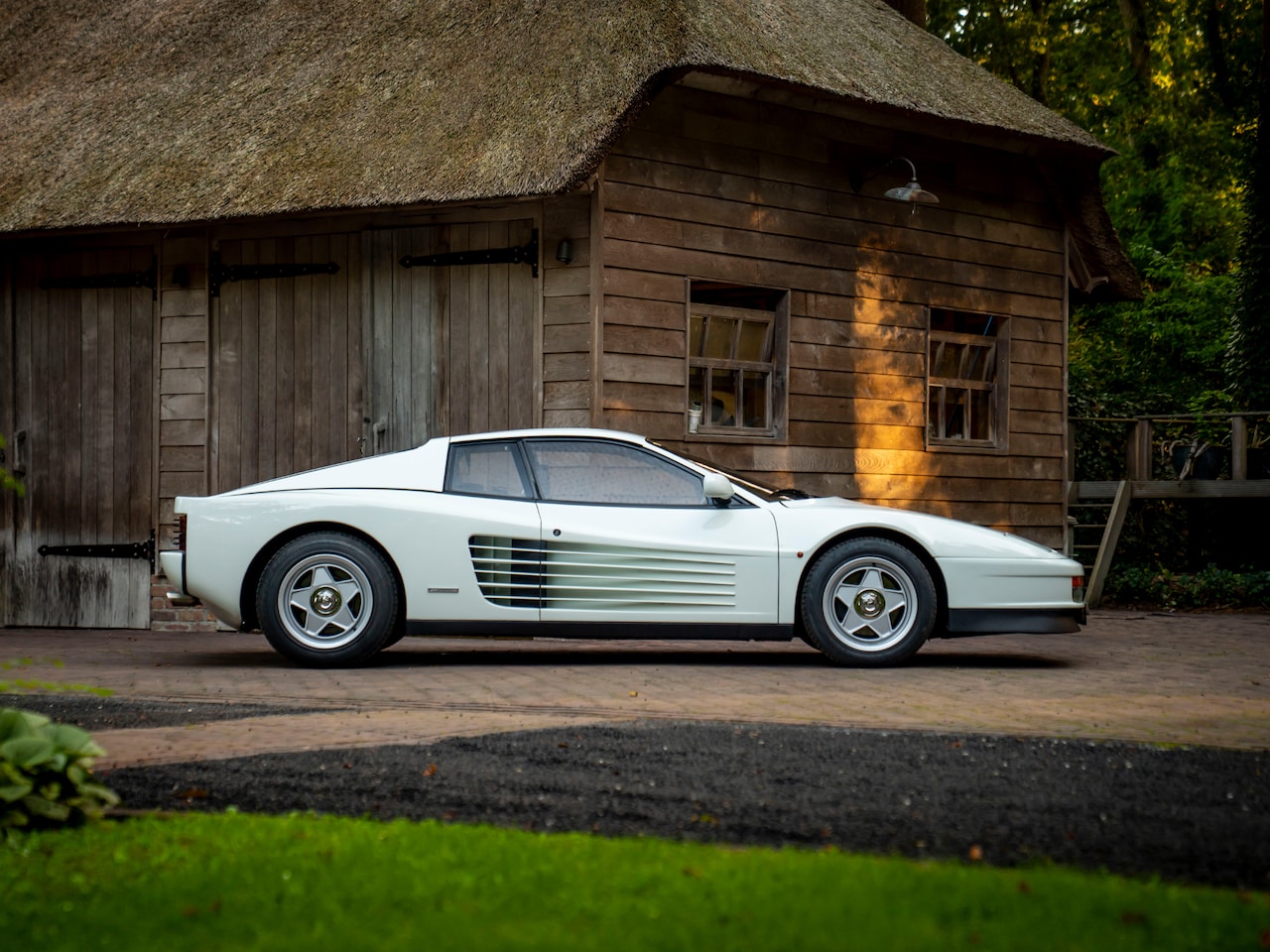 Ferrari Testarossa - AutoWereld.nl