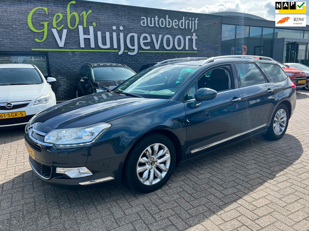 Citroën C5 Tourer - 1.6 e-HDi Collection Business. AUTOMAAT - AutoWereld.nl