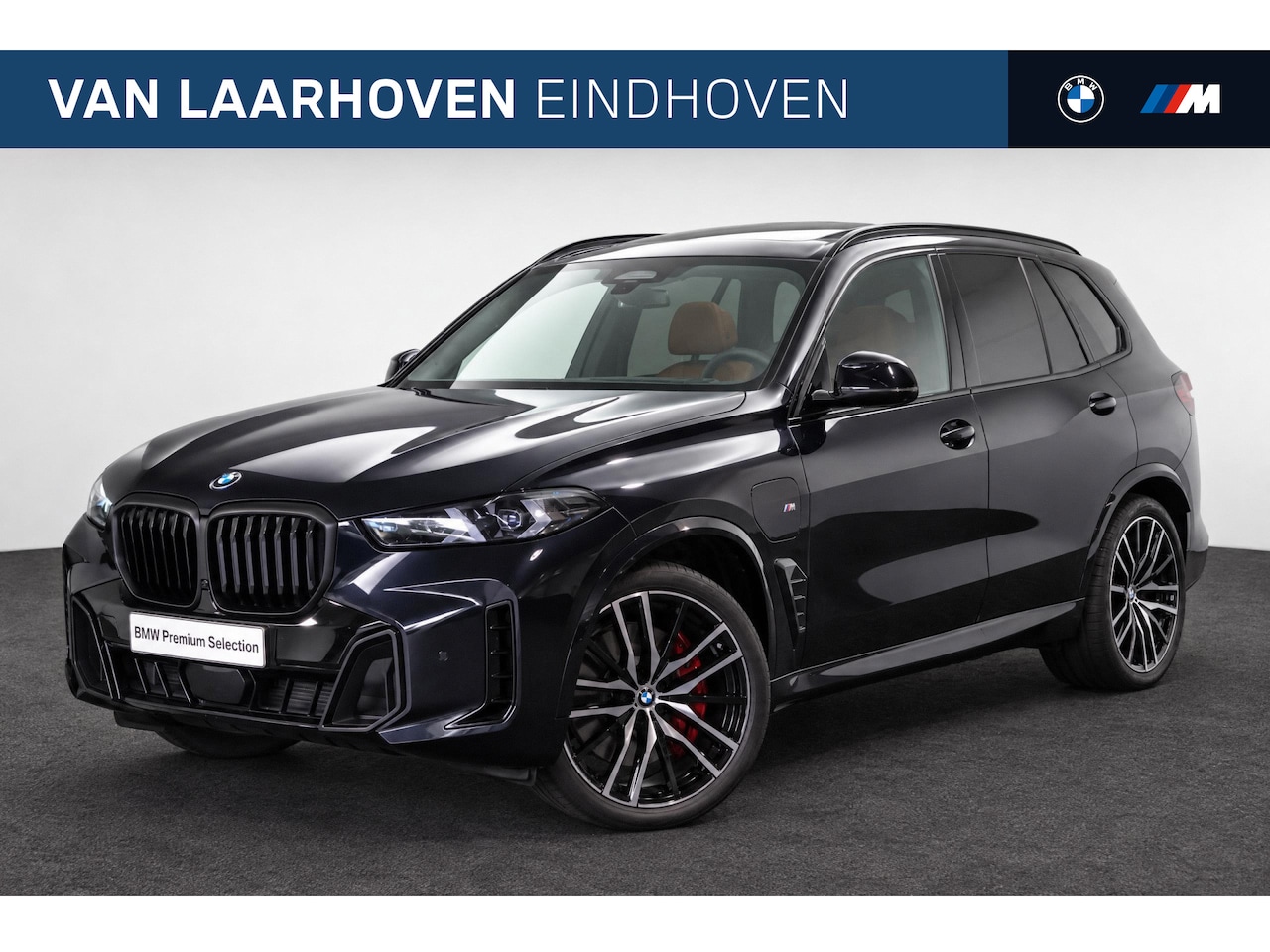BMW X5 - xDrive50e M Sport Automaat / Panoramadak / Trekhaak / Bowers & Wilkins / Comfortstoelen / - AutoWereld.nl