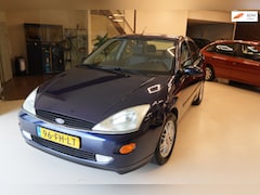 Ford Focus - 1.6 NAP Zuinig en rijdt zeer netjes