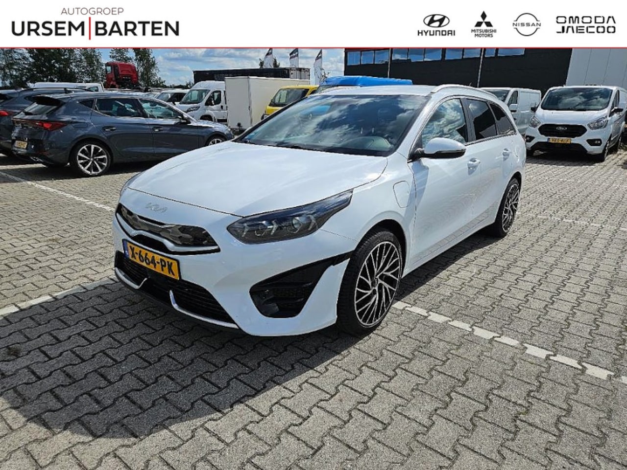 Kia Cee'd Sportswagon - Ceed 1.6 GDI PHEV DynamicLine - AutoWereld.nl