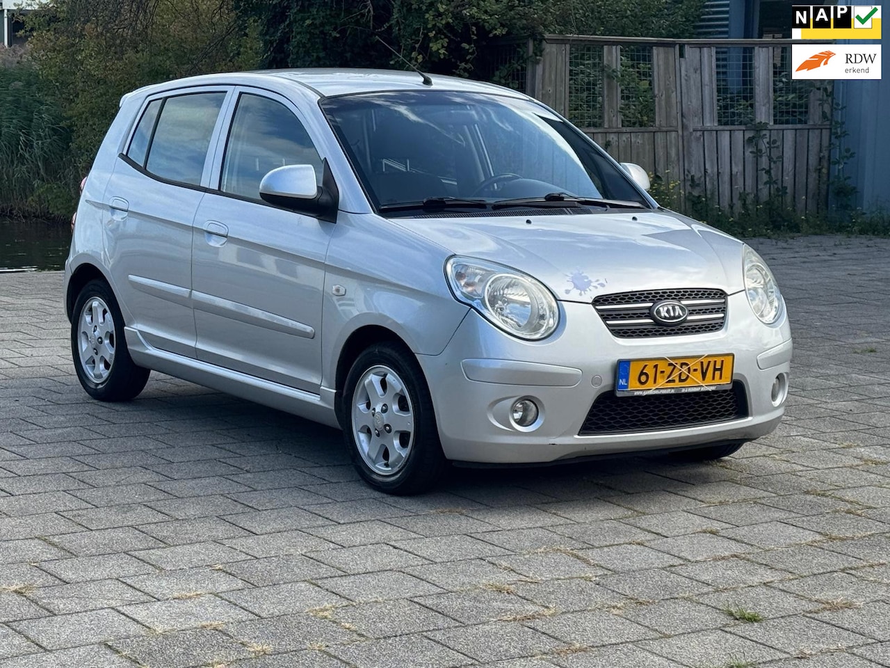 Kia Picanto - 1.1 X-ecutive First Edition.2eigenaar,airco,km nap,elektrisch ramen, aluminium velgen - AutoWereld.nl