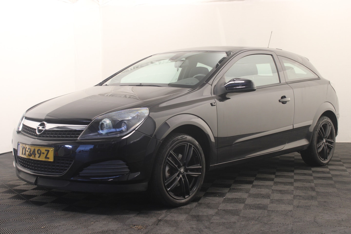 Opel Astra GTC - 1.4 Business 1.4 Business - AutoWereld.nl