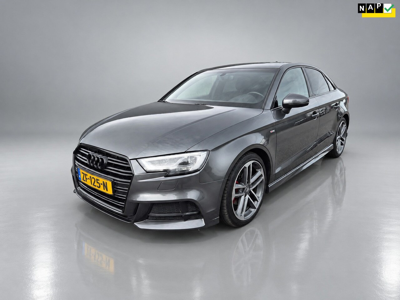 Audi A3 Limousine - 35 TFSI CoD Sport S Line Edition 35 TFSI CoD Sport S Line Edition - AutoWereld.nl