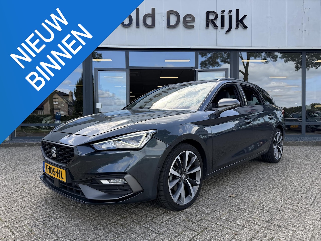 SEAT Leon Sportstourer - 1.5 eTSI FR Launch Edition 1.5 eTSI FR Launch Edition - AutoWereld.nl