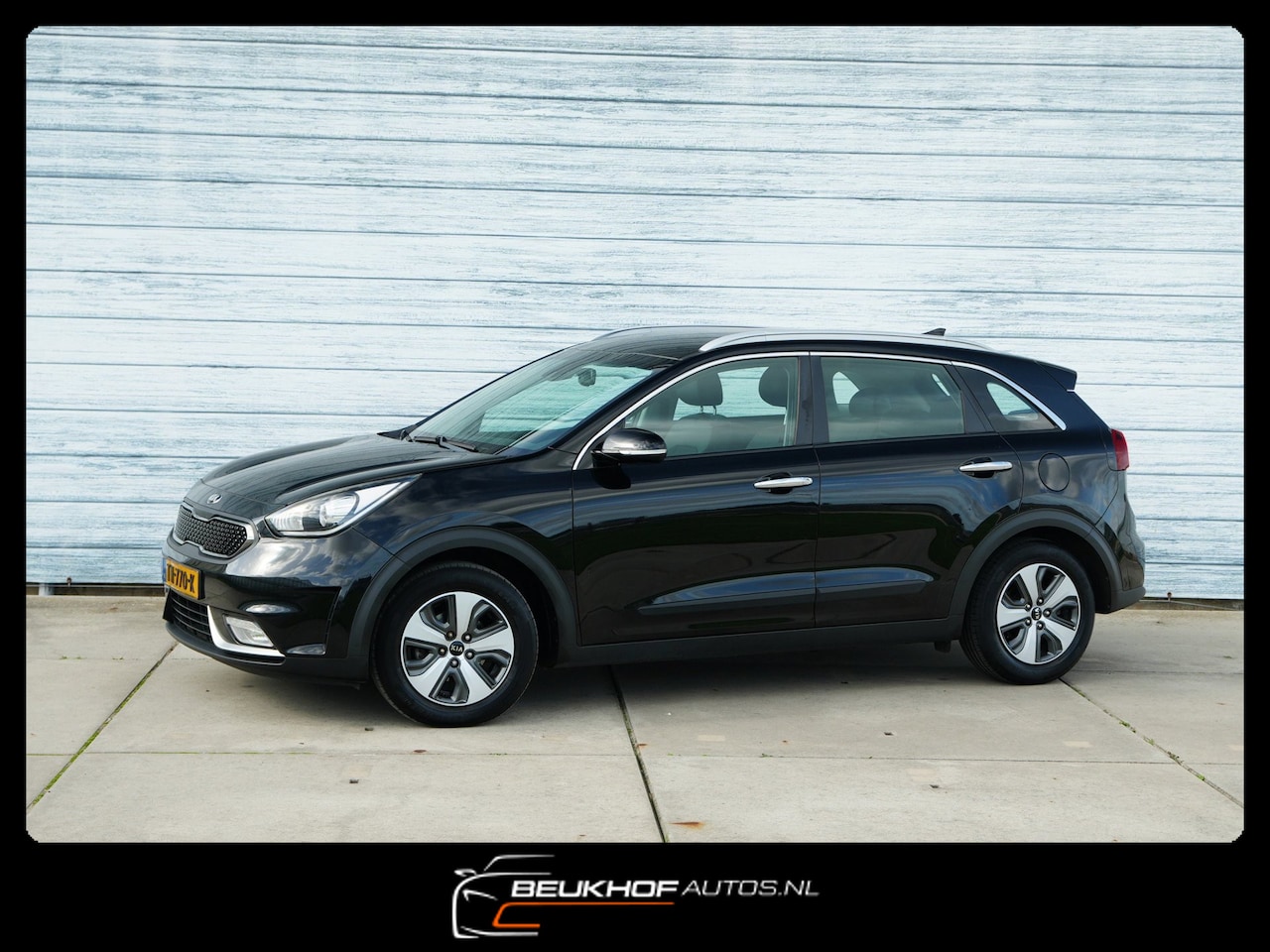 Kia Niro - 1.6 GDi Hybrid DynamicLine Cam Trekhaak Carplay Nav - AutoWereld.nl