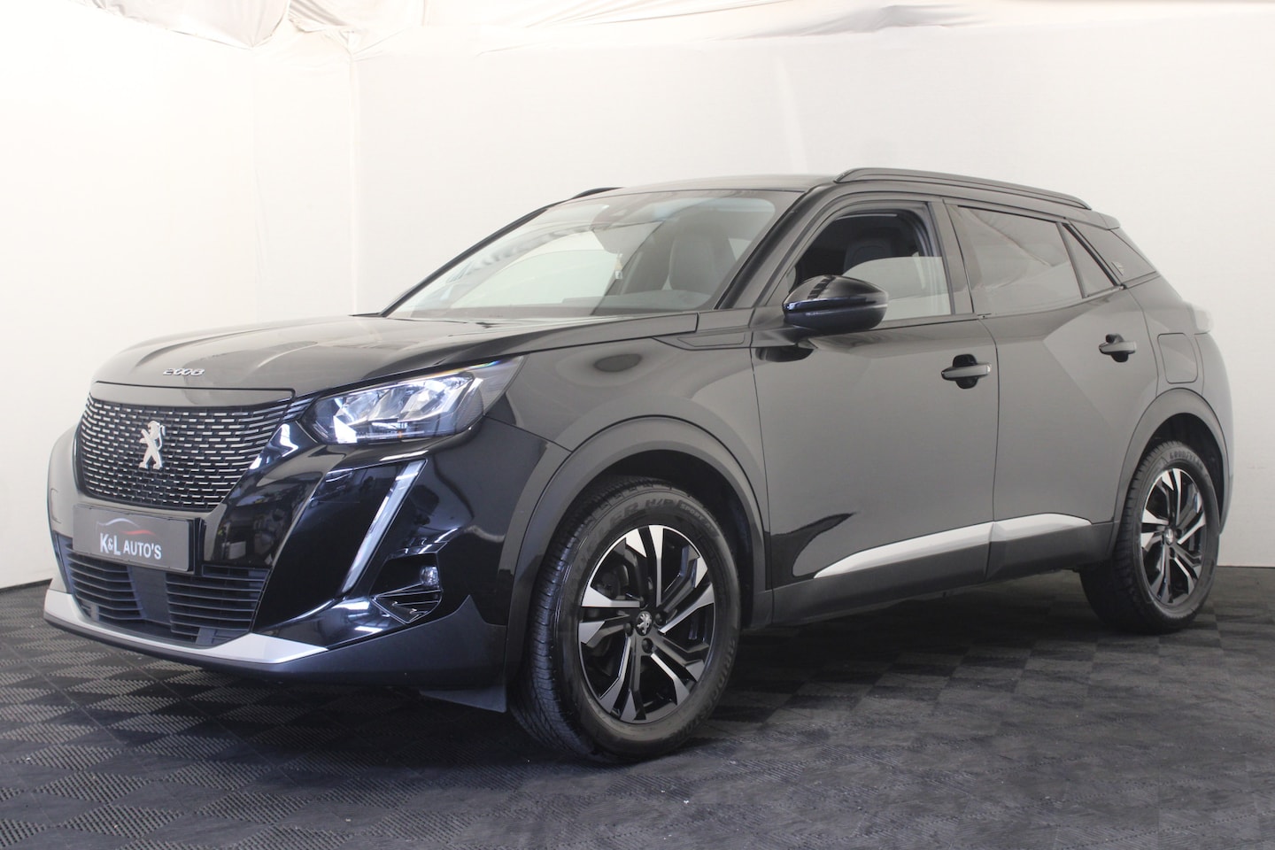 Peugeot 2008 - 1.2 PureTech Allure Pack |Navi|Camera| - AutoWereld.nl