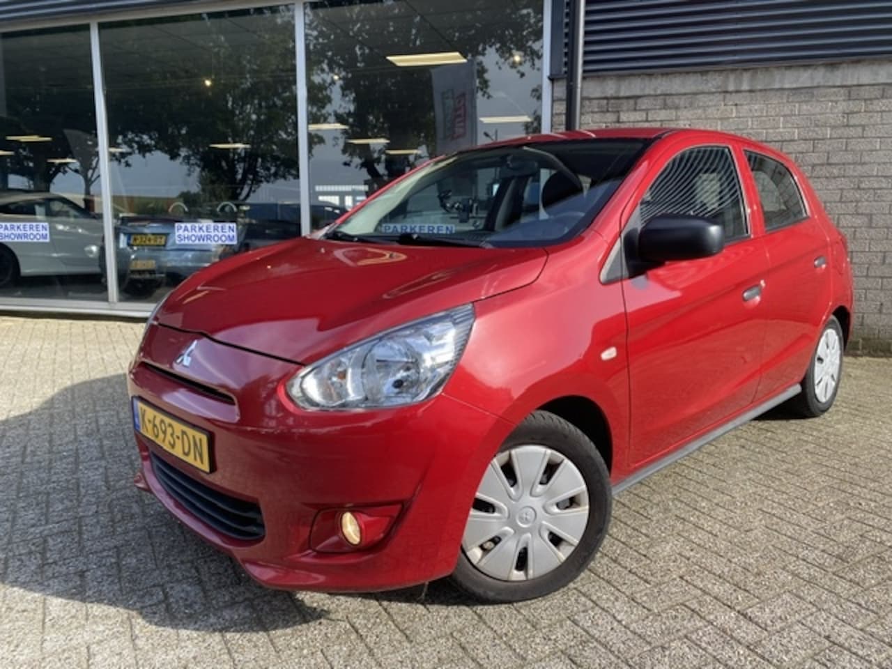 Mitsubishi Space Star - 1.0 Inform 1.0 Inform - AutoWereld.nl