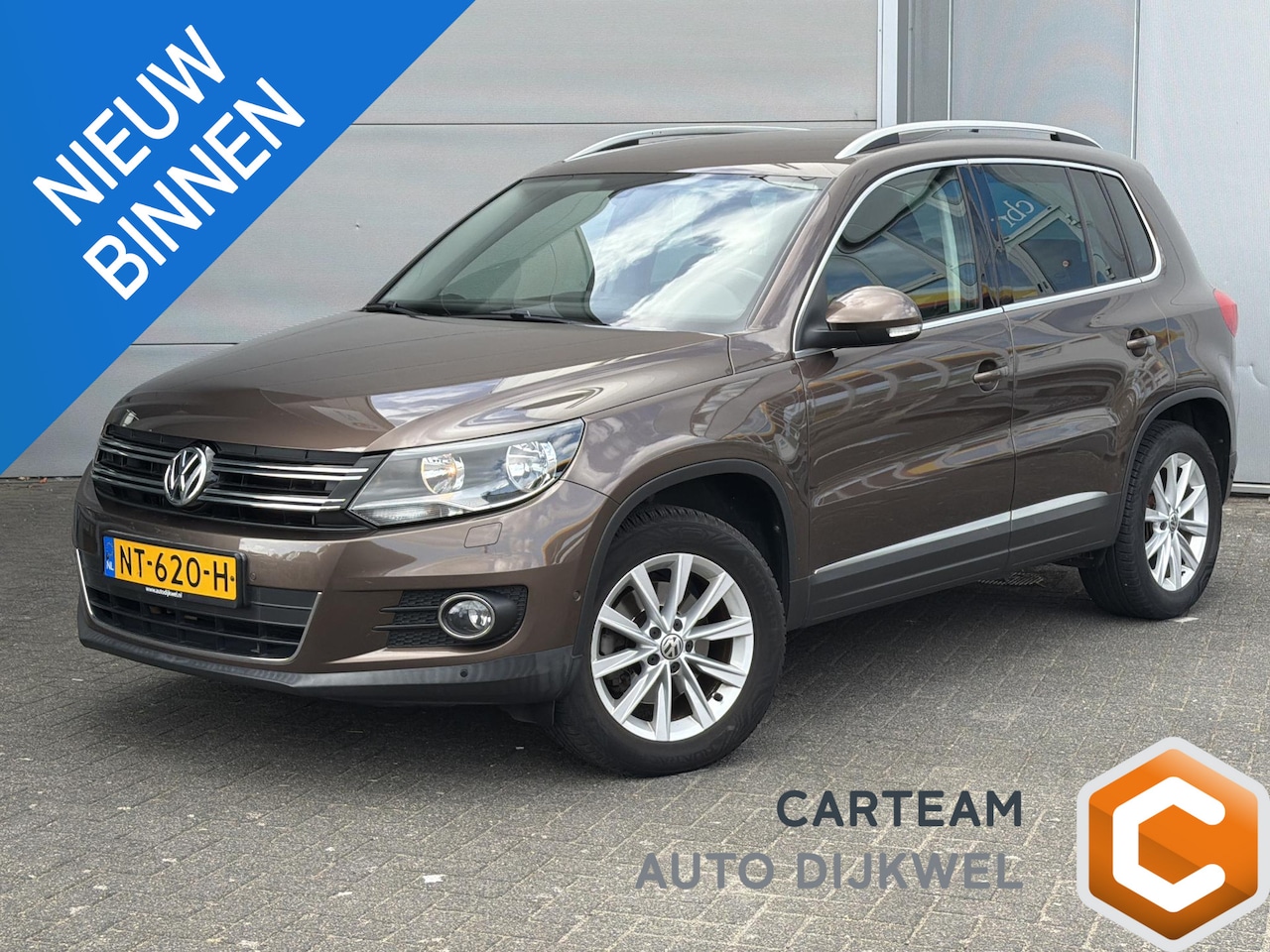 Volkswagen Tiguan - 1.4 TSI Sport&Style | Trekhaak | Navi - AutoWereld.nl
