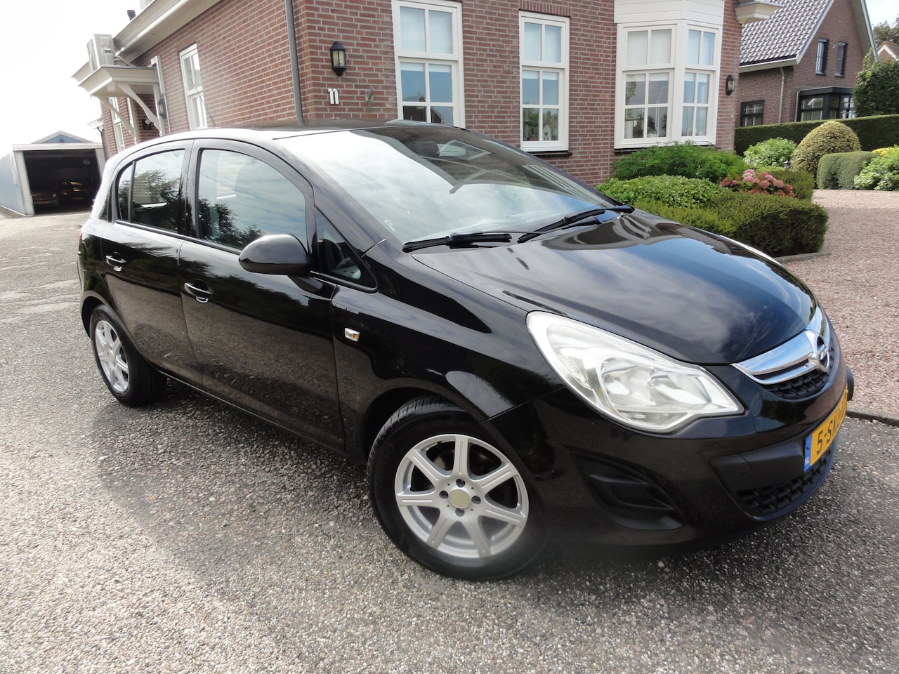 Opel Corsa - 1.4-16V Edition AIRCO!! A.P.K 25-08-2027 - AutoWereld.nl