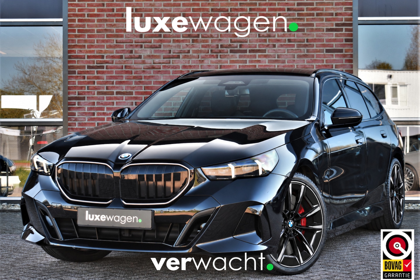 BMW 5-serie Touring - 530e xDrive M-Sport Pro Pano Trekh 360 HUD H/K 20inch - AutoWereld.nl