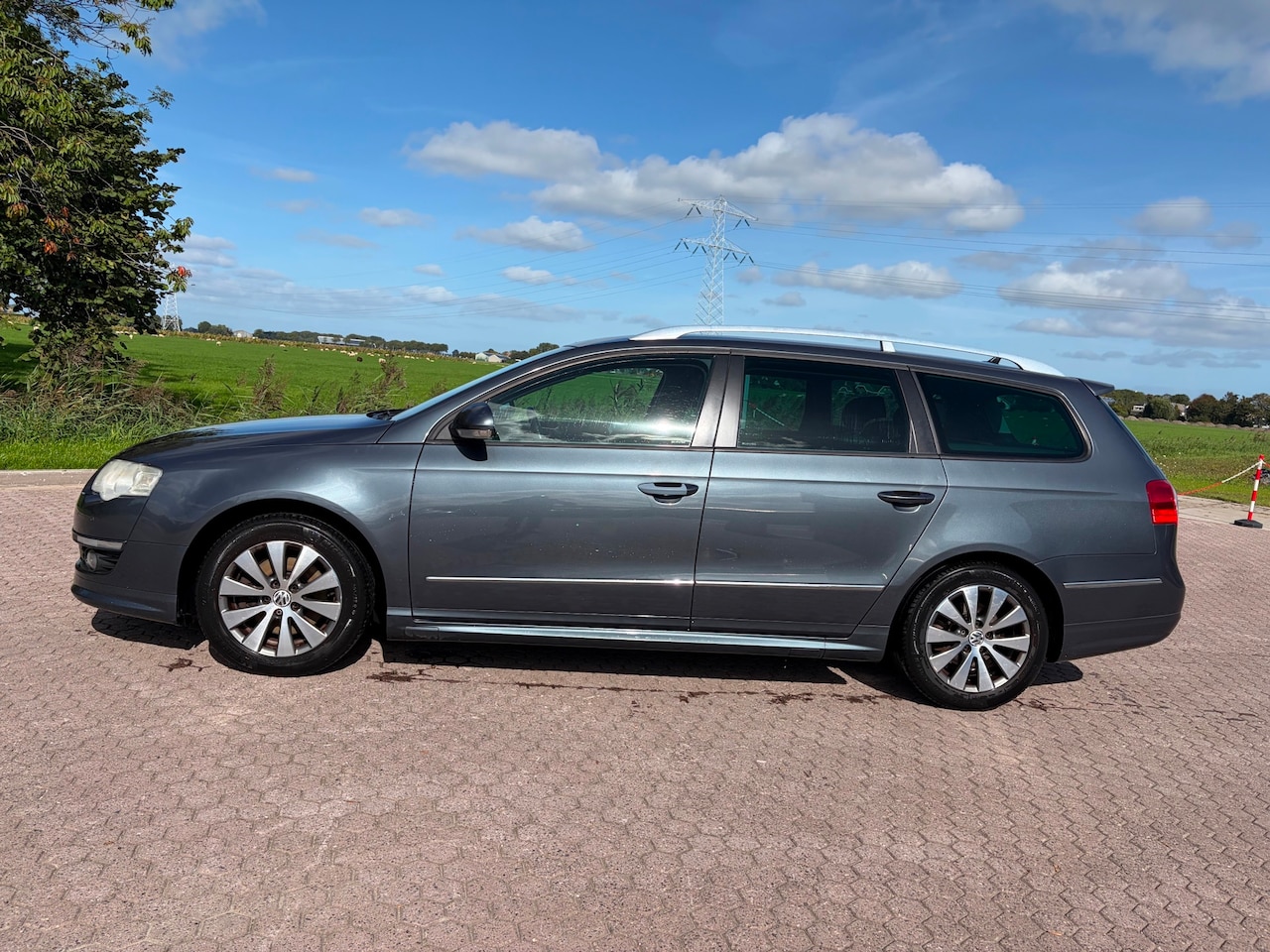 Volkswagen Passat Variant - 1.6 TDI Comfortline BlueMotion 1.6 TDI Comfortline BlueMotion - AutoWereld.nl