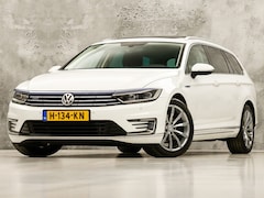 Volkswagen Passat Variant - 1.4 TSI GTE HighLine Sport Automaat (PANORAMADAK, APPLE CARPLAY, SOH 77, 9%, GROOT NAVI, C