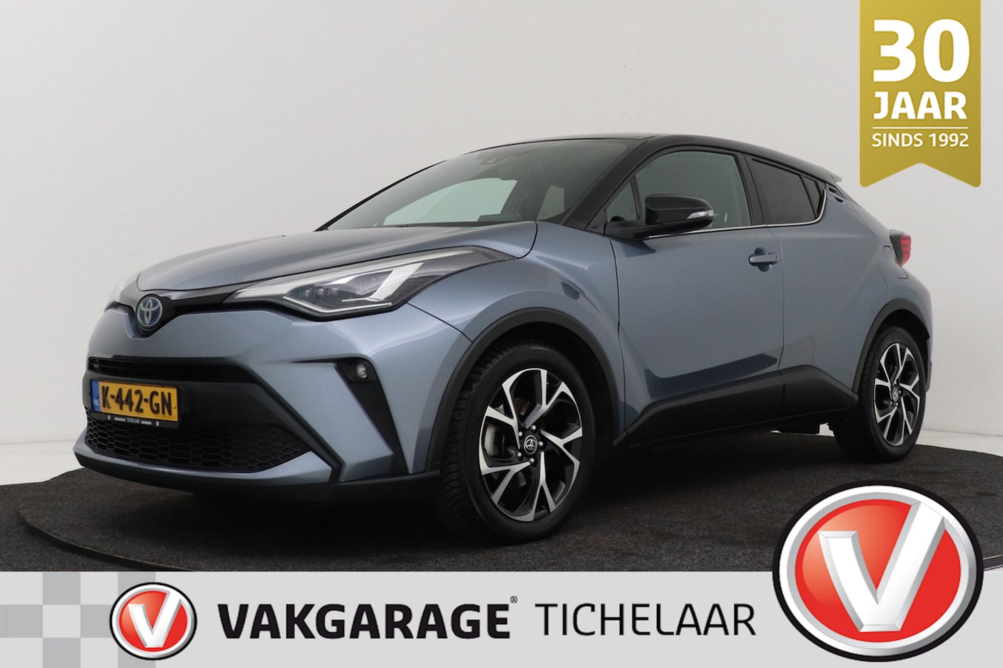 Toyota C-HR - 2.0 Hybrid Business Plus | Camera | Keyless | LED | Volledig Ond. | CarPlay | Stoelverwarm - AutoWereld.nl