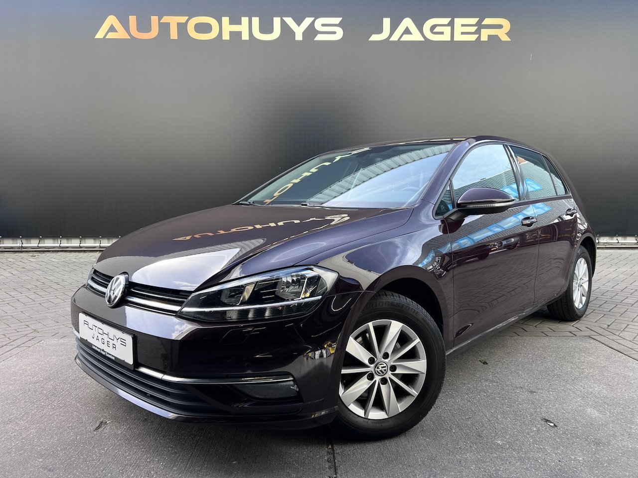 Volkswagen Golf - 1.4 TSI Comfortline Business - Parkeersensoren ACC Carplay Stoelverwarming - AutoWereld.nl