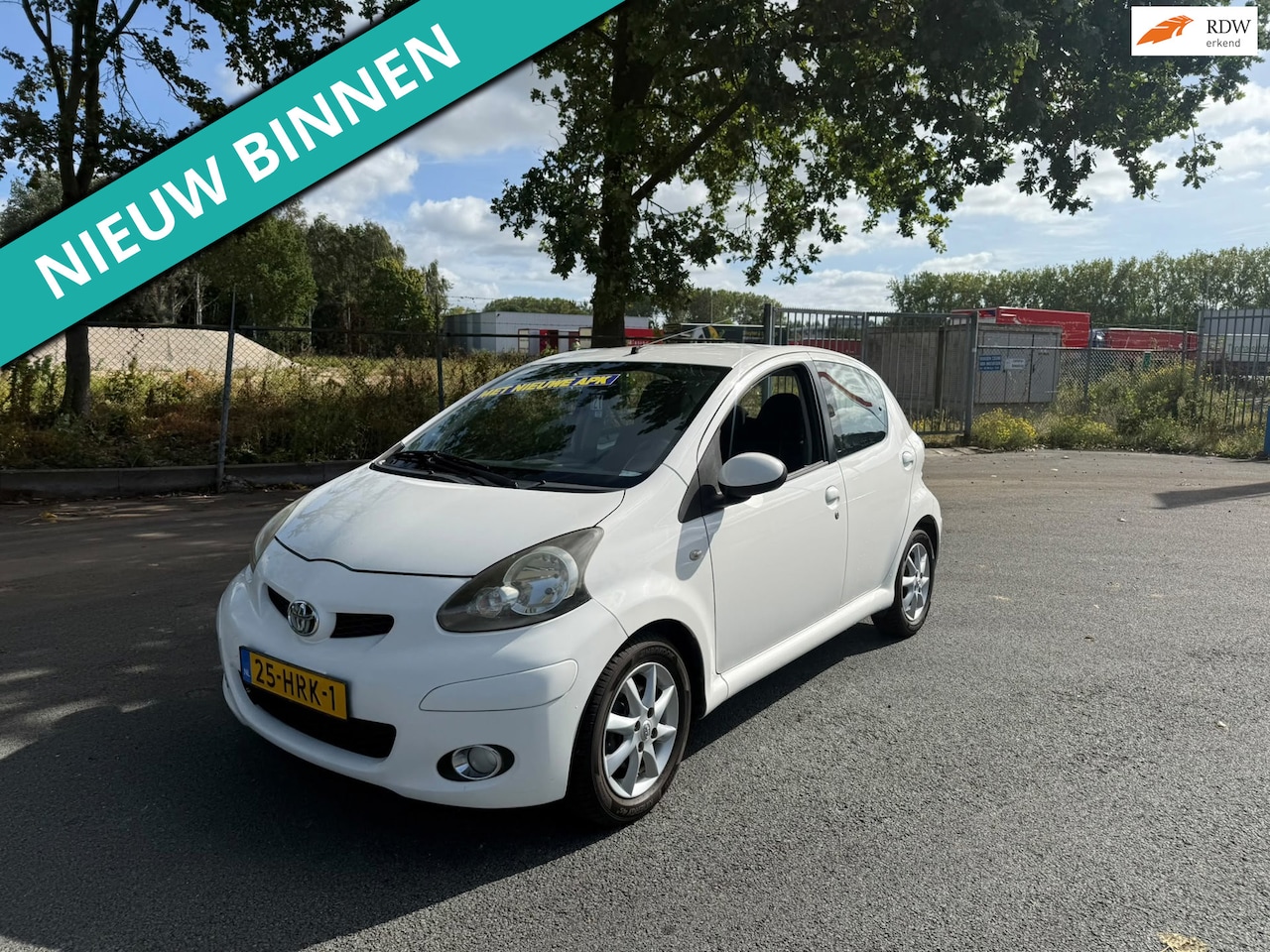 Toyota Aygo - 1.0-12V Comfort NETTE AUTO RIJDT EN SCHAKELT GOED - AutoWereld.nl