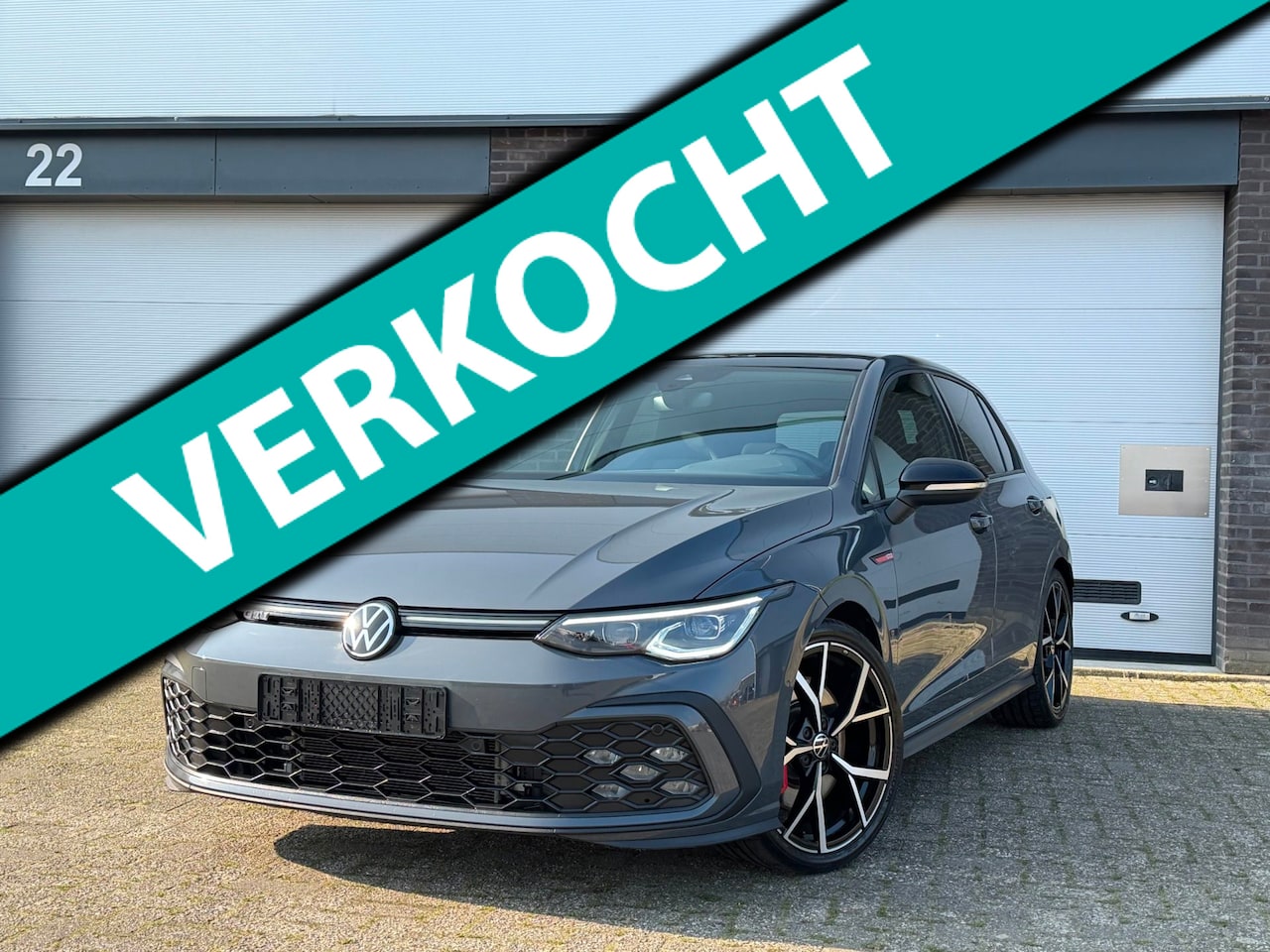 Volkswagen Golf - 2.0 GTI PANO/H&K/IQ/CAMERA/DSG - AutoWereld.nl