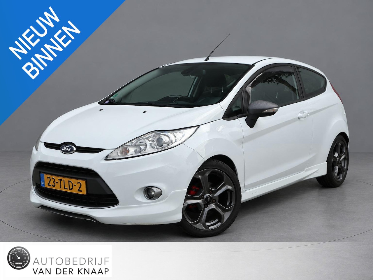 Ford Fiesta - 1.6 Metal | Airco | Leder | Apple Carplay/Navi | Elek. ramen | - AutoWereld.nl