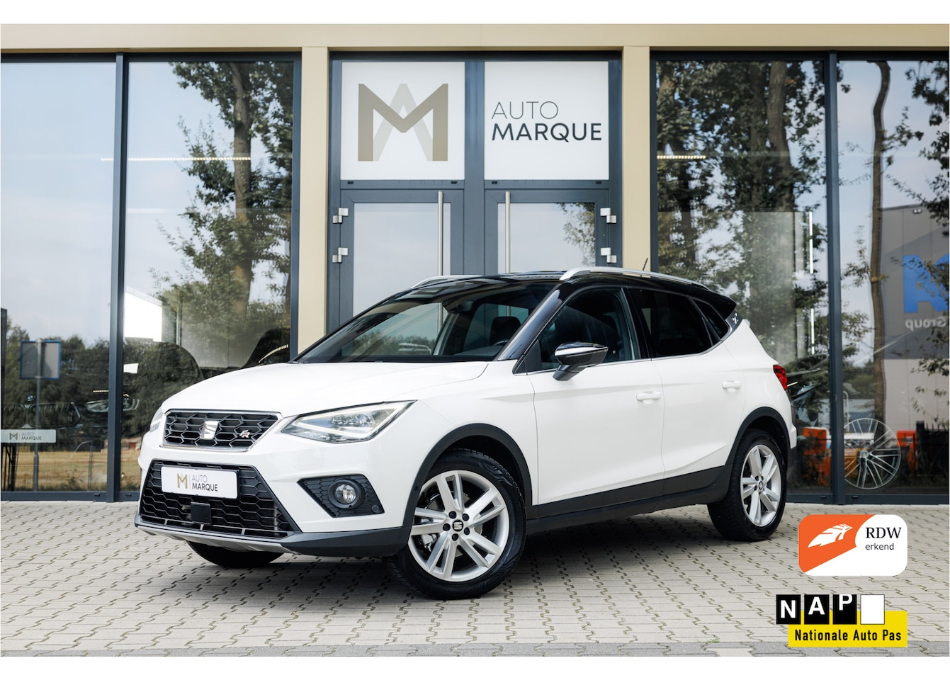 SEAT Arona - 1.0 TSI 115PK | FR Business Intense | Full LED | Full Link CarPlay | Achteruitrijcamera | - AutoWereld.nl