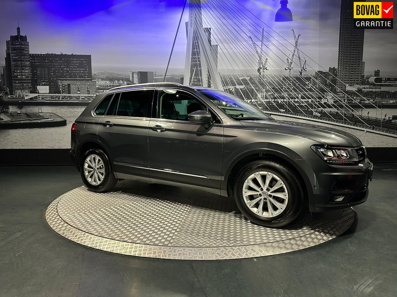 Volkswagen Tiguan - 1.5 TSI ACT Comfortline Business *Led*Appconnect*Camera*Trekhaak* - AutoWereld.nl