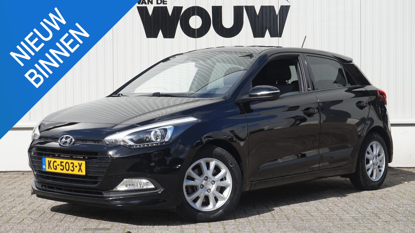 Hyundai i20 - 1.0 T-GDI Go! Trekhaak | All-Season banden | Navigatie | Achteruitrijcamera | Airco | Deal - AutoWereld.nl