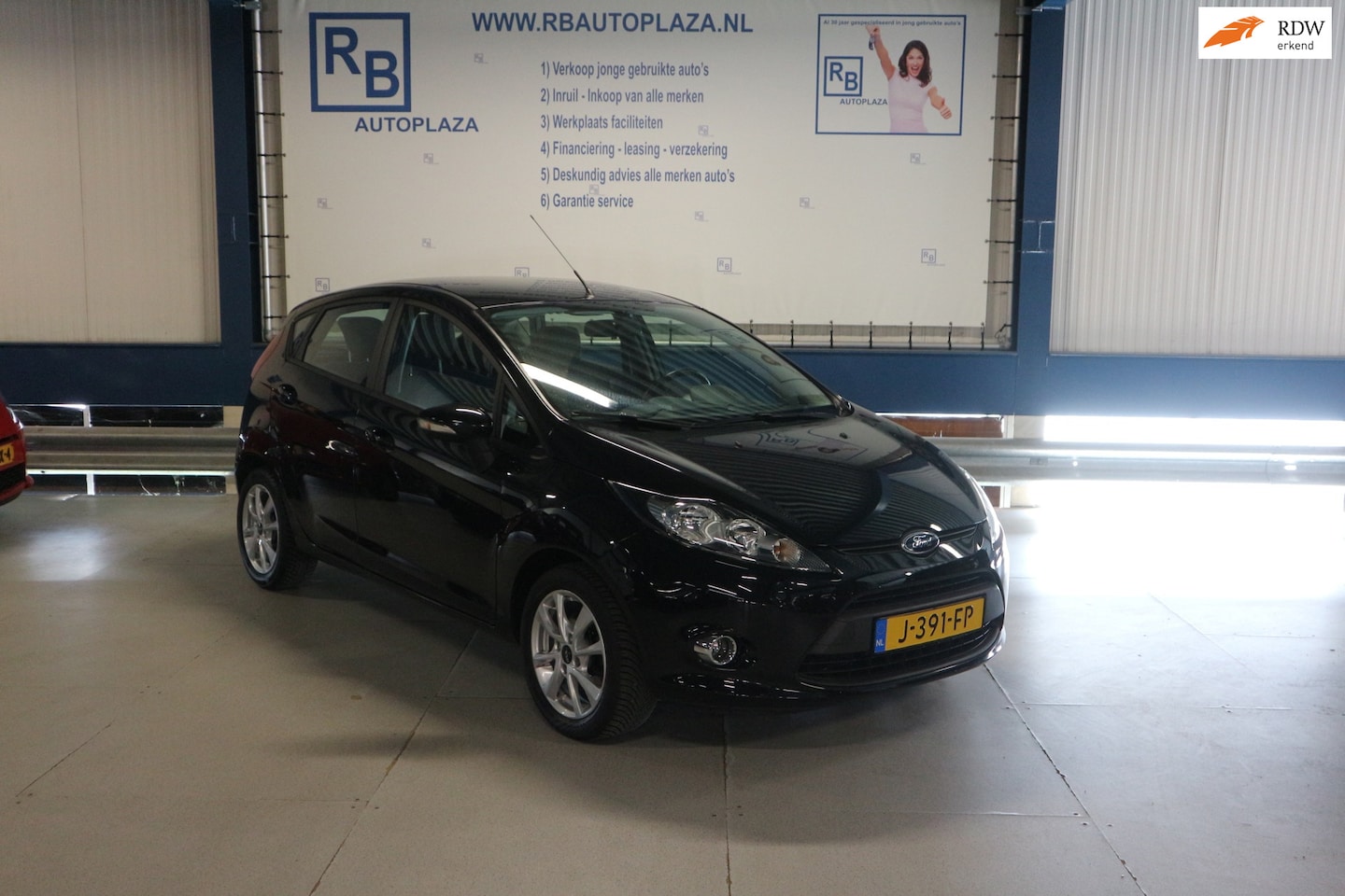 Ford Fiesta - 1.25 Titanium / APK 8 2027 ! ! ! ! - AutoWereld.nl