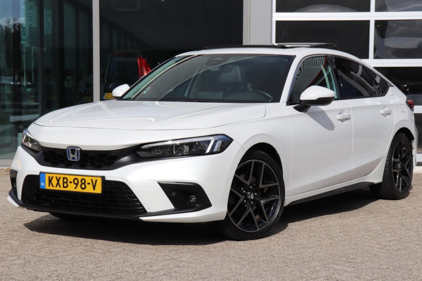 Honda Civic - 2.0 HYBRID 184PK eCVT Advance - AutoWereld.nl