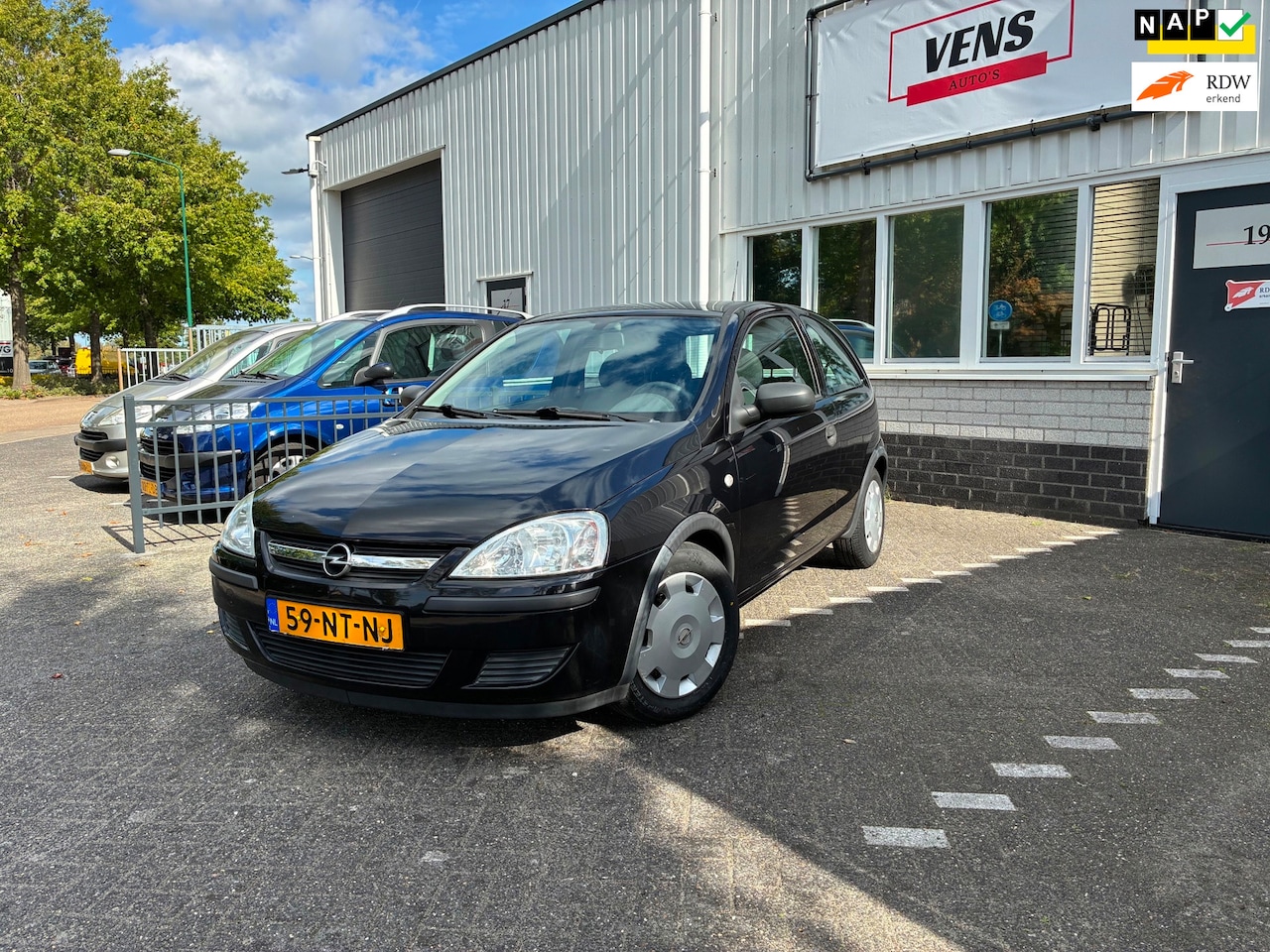 Opel Corsa - 1.2-16V Essentia 1.2-16V Essentia, NAP, APK 10-2027, GOED RIJDEND! - AutoWereld.nl