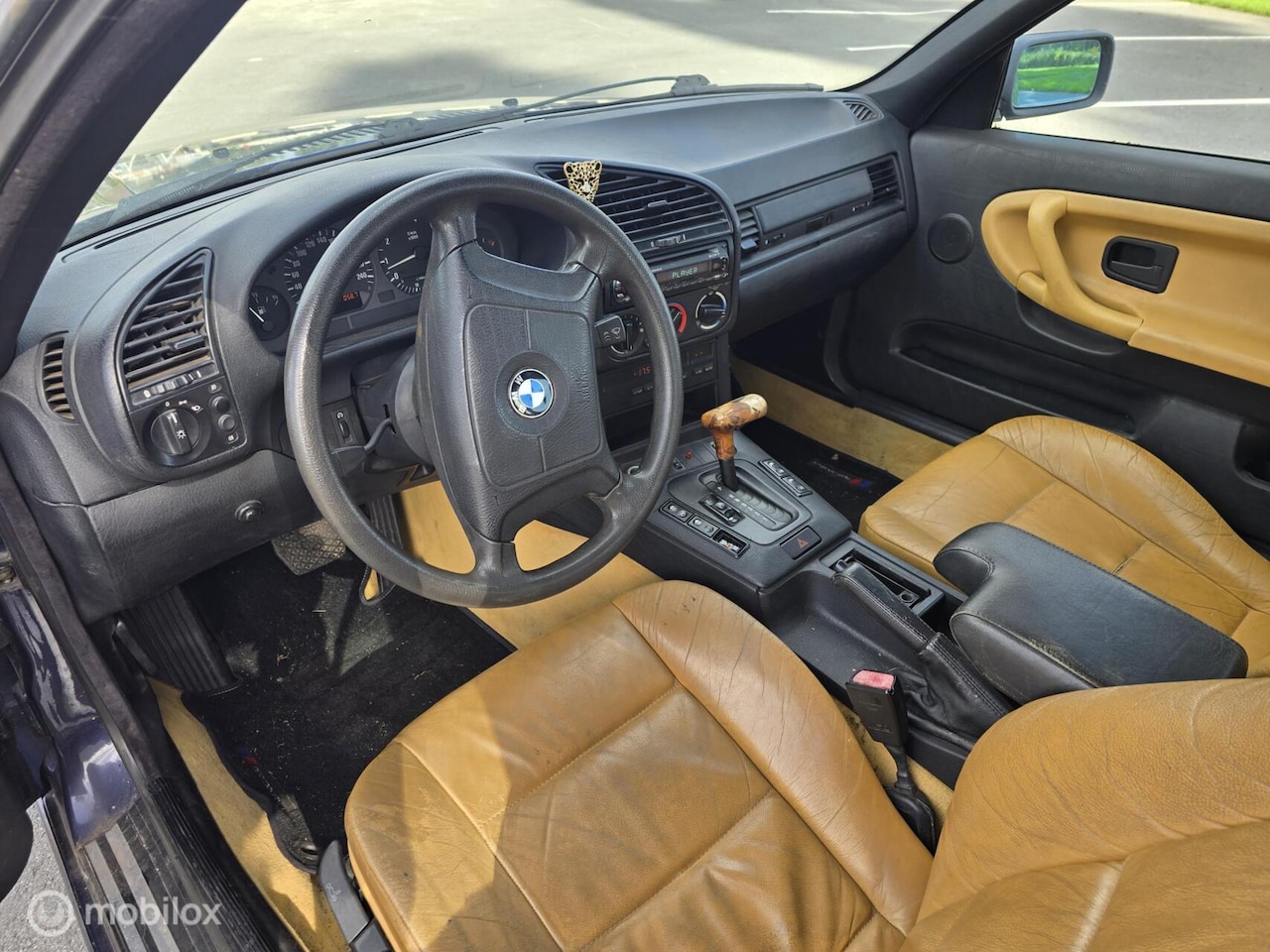 BMW 3-serie Cabrio - 318i Executive hardtop nwe apk el ramen!!