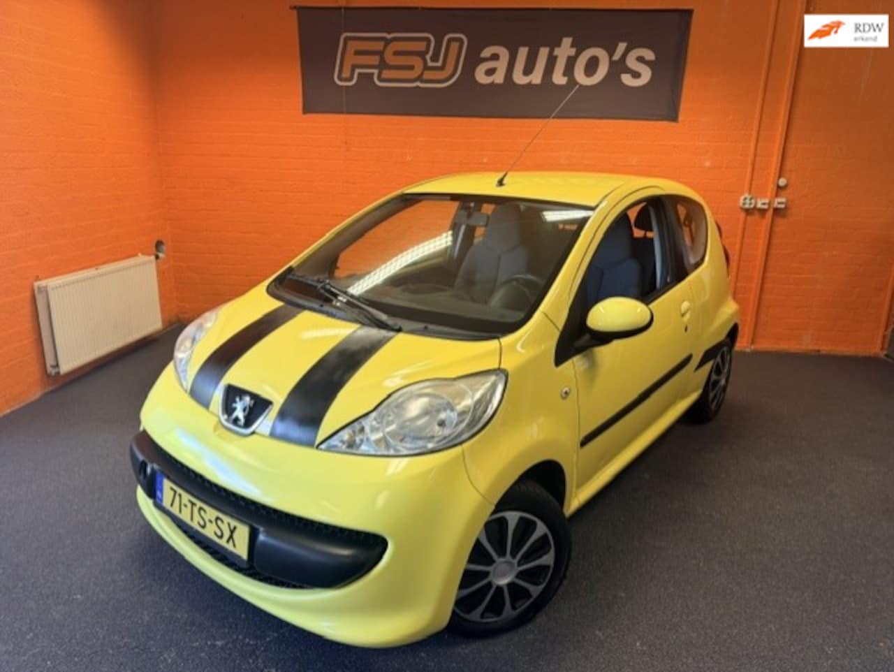 Peugeot 107 - 1.0-12V XR / 3-Deurs / APK tot 22-02-2027 - AutoWereld.nl