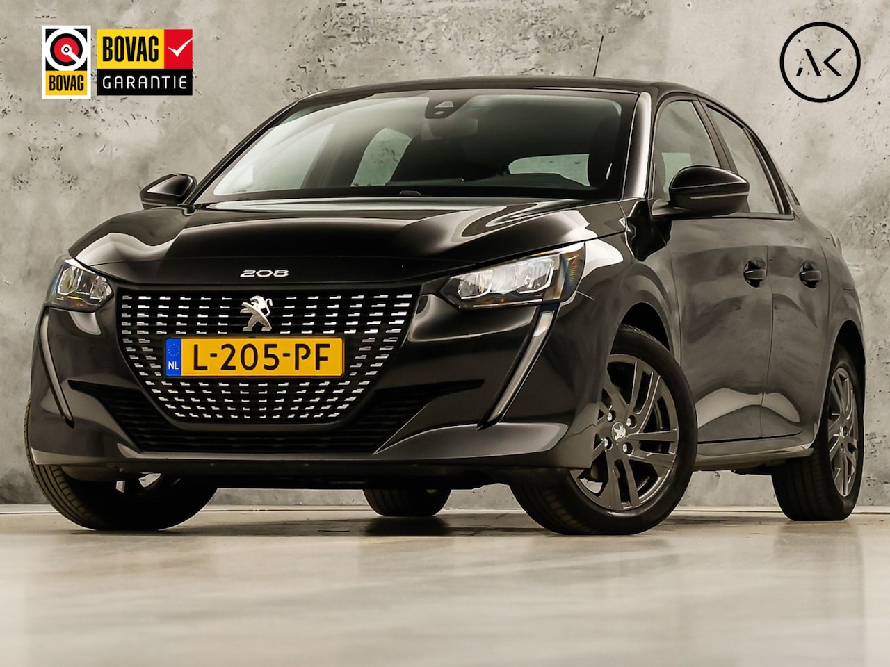 Peugeot 208 - 1.2 PureTech Sport Automaat (APPLE CARPLAY, KEYLESS, PARKEERSENSOREN, SPORTSTOELEN, CRUISE - AutoWereld.nl