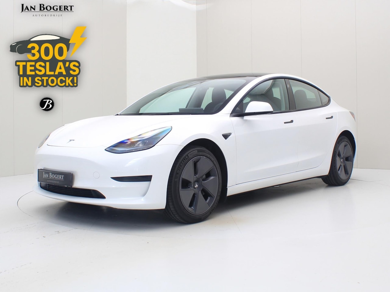 Tesla Model 3 - Standard RWD Plus UPGRADE 94.8% SoH [ LFP-ACCU+WARMTEPOMP+AUTOPILOT+60 kWh ] - AutoWereld.nl
