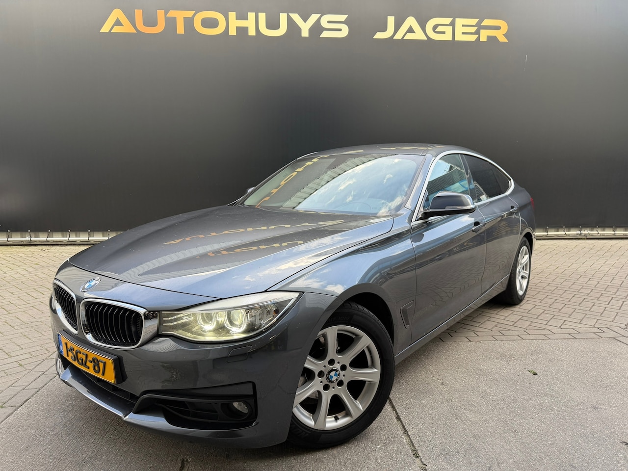BMW 3-serie Gran Turismo - 320i Gran Turismo Leer Executive Automaat Stoelverwarming Nieuwe APK - AutoWereld.nl