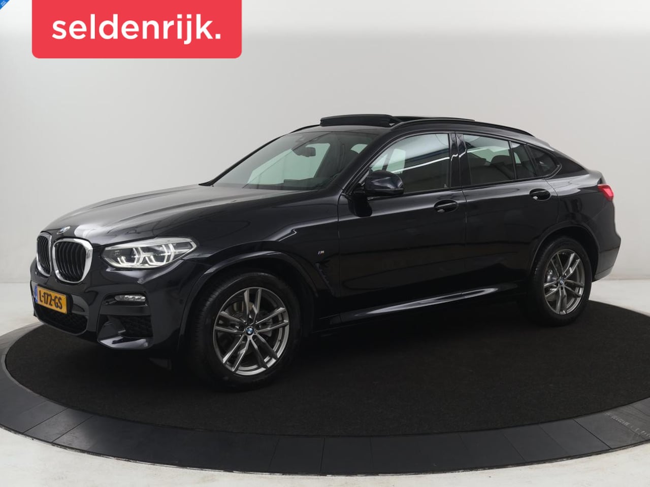 BMW X4 - xDrive20i Business Edition | M-sport | Panoramadak | Leder | Memory | Stuur/stoel verwarmi - AutoWereld.nl