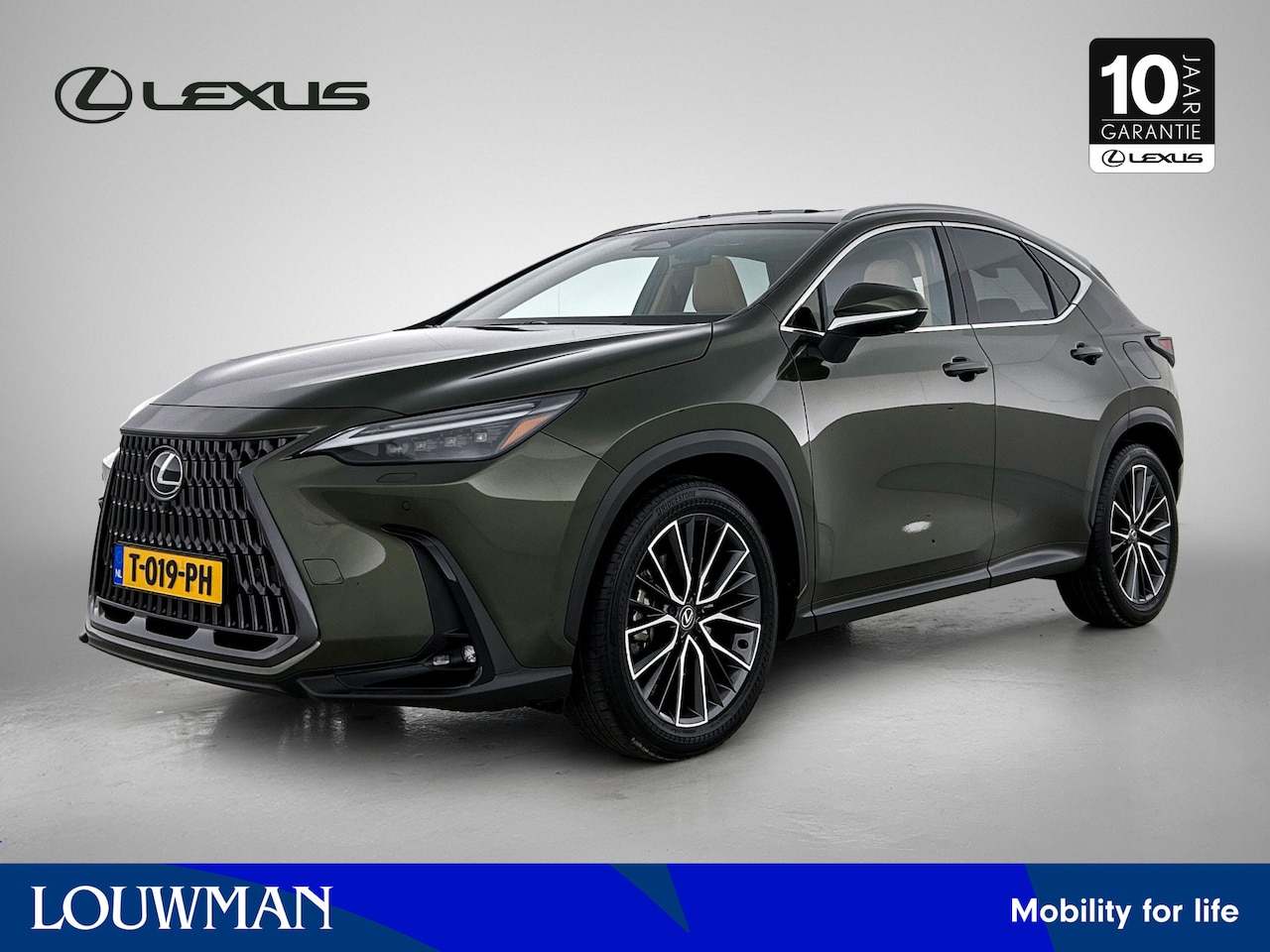 Lexus NX - 450h+ AWD Executive Line 450h+ AWD Executive Line - AutoWereld.nl